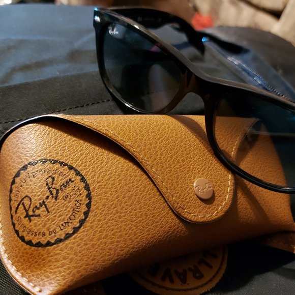 RAYBANS Accessories - RAYBANS new wayfarer